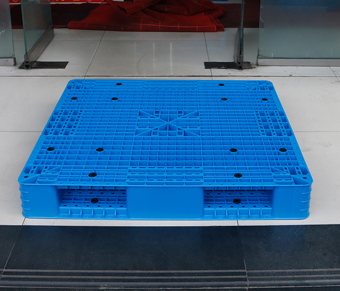 網(wǎng)格雙面塑料托盤：選擇對的工具就成功了一半