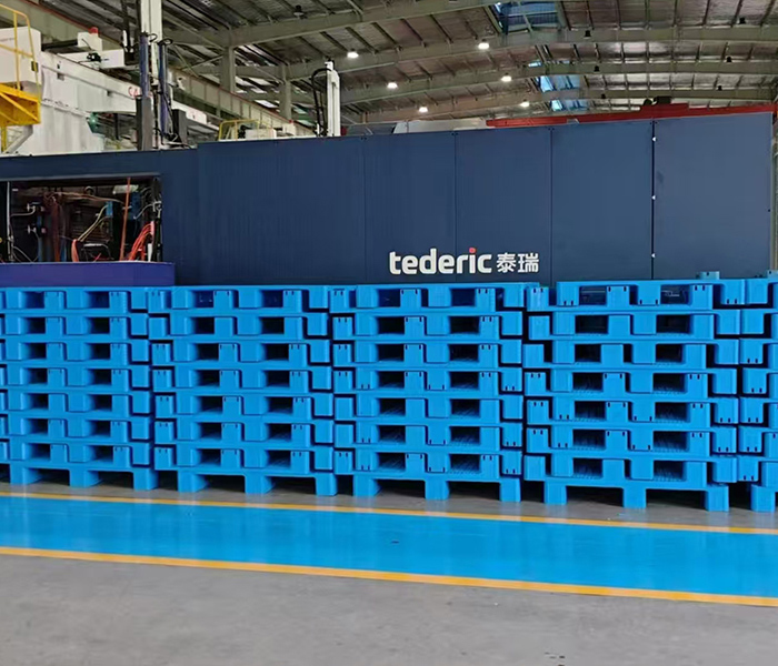 平板川字塑料托盤：物流行業(yè)的革新利器